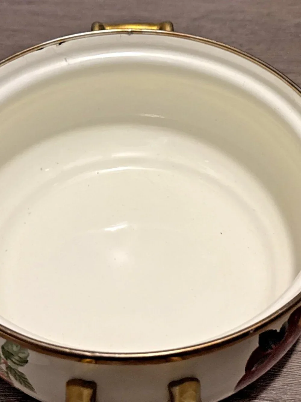 Vintage Lincoware Enamel 2 QT Pot & Lid Fruit Pattern Gold Trim Brass Handles